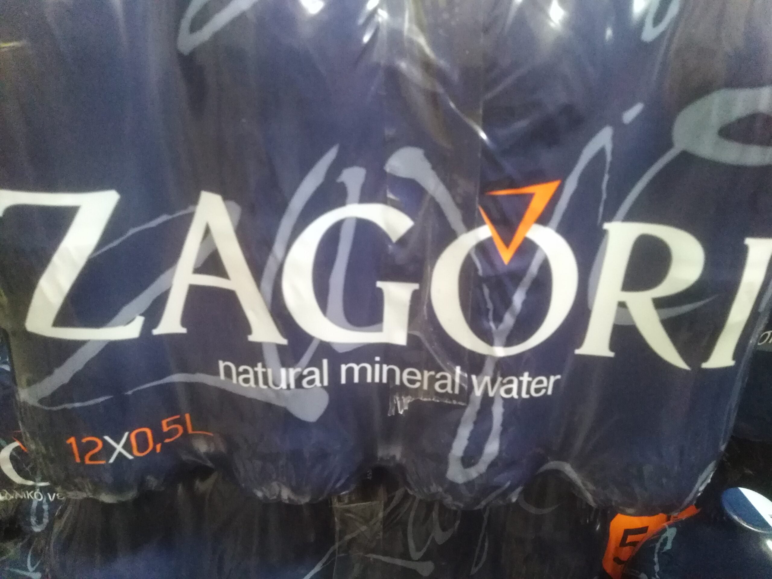 12 * 0.5 liters (inscribed)